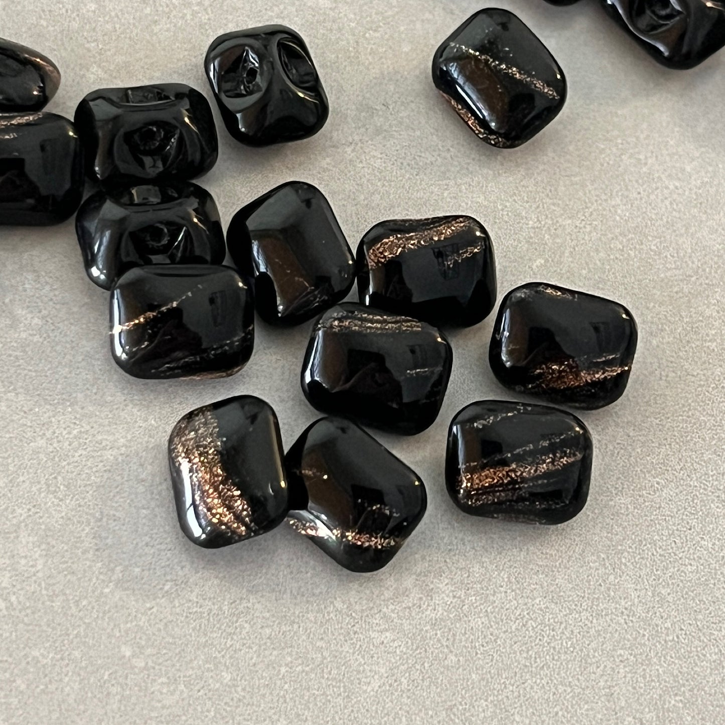glass rhinestone in black for jewelry making