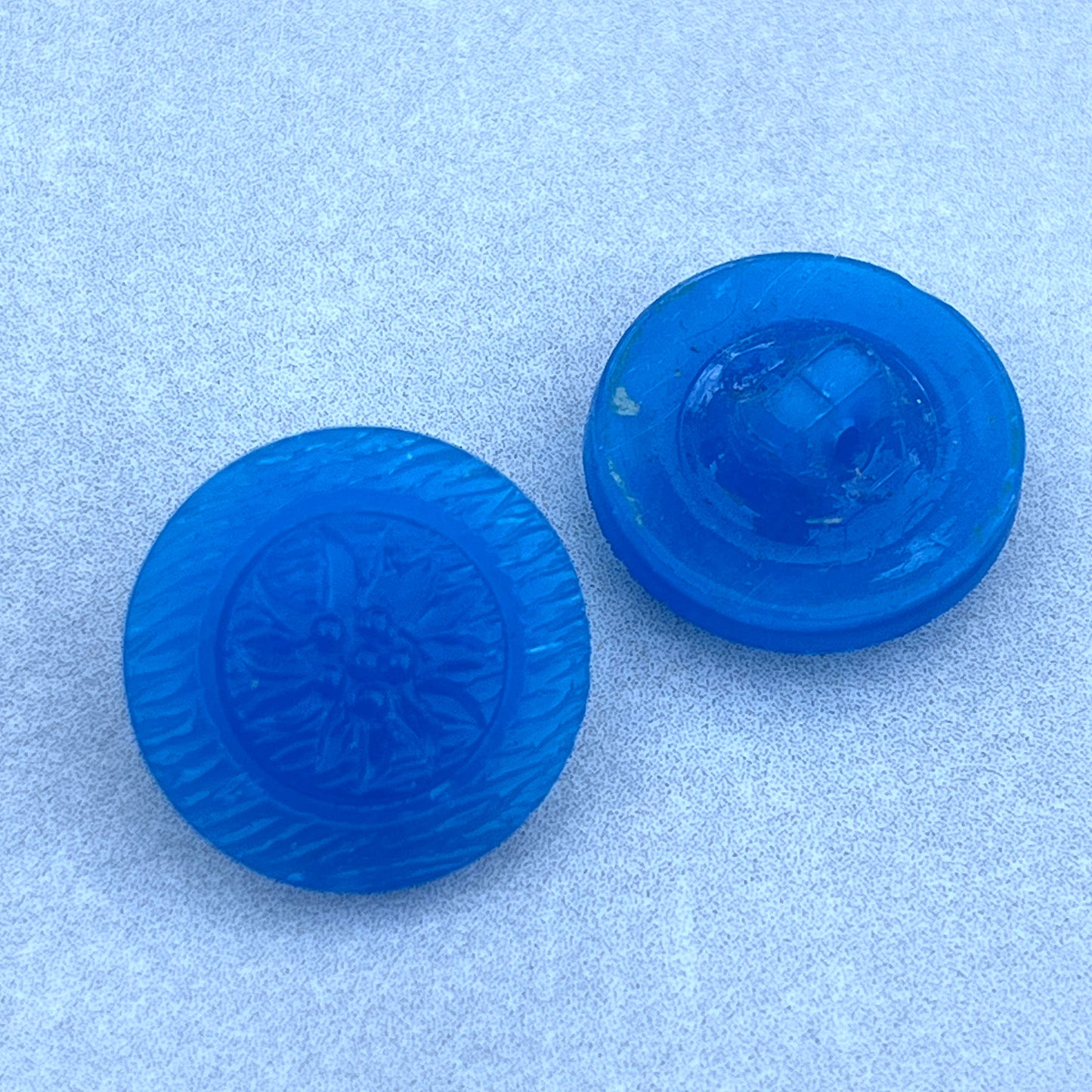 Vintage Czech Glass Blue Button 18mm VP-5984