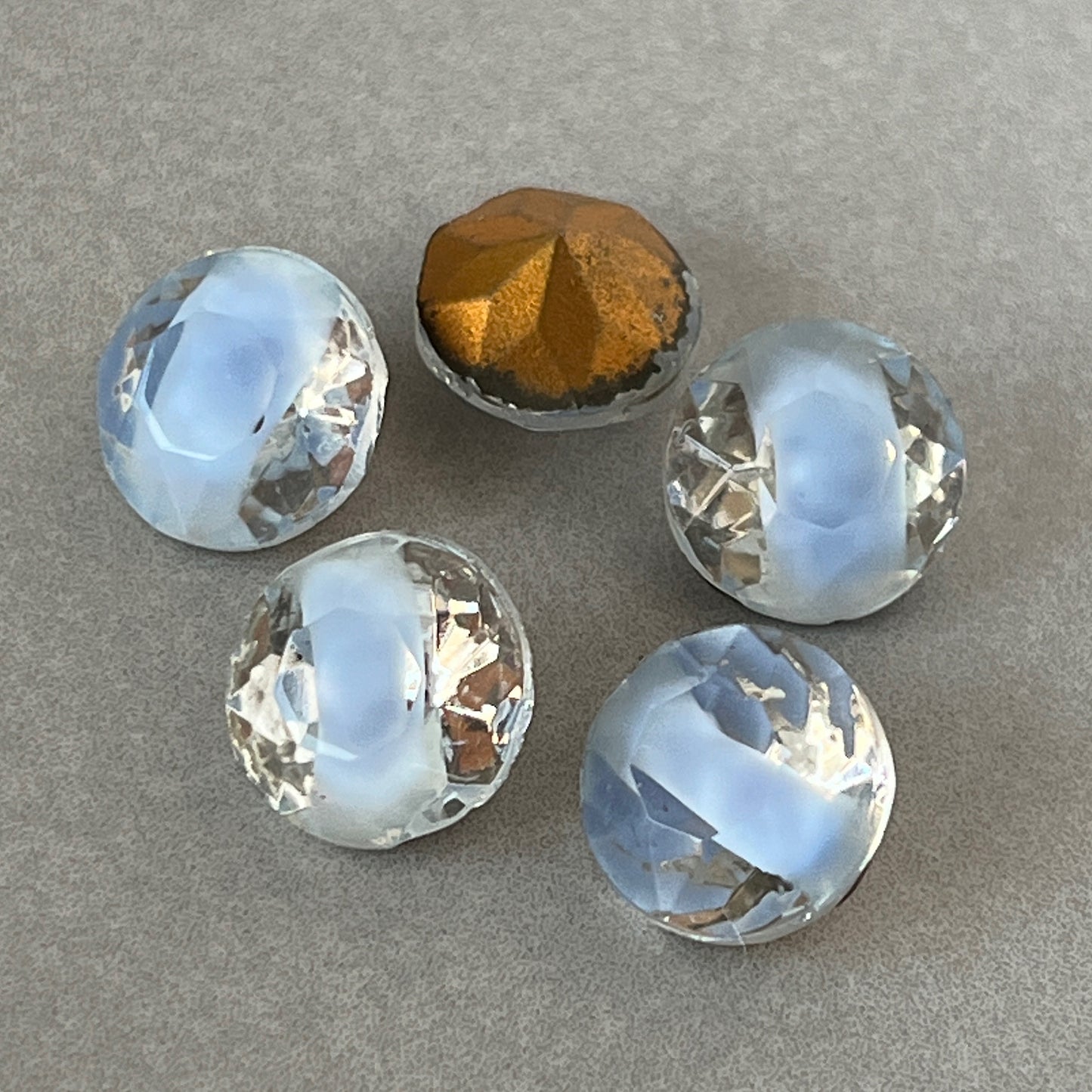 glass rhinestone in blue for jewelry making