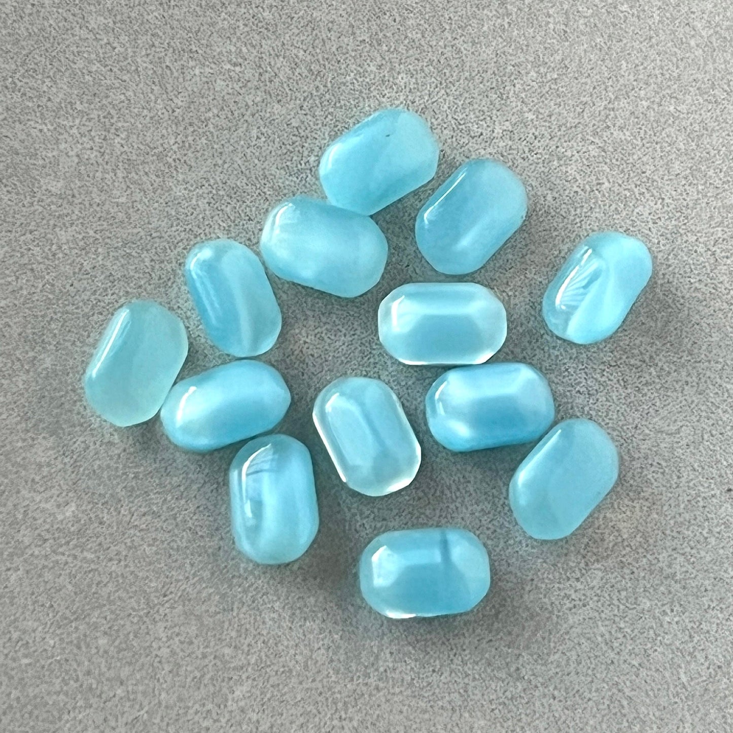 glass rhinestone in blue for jewelry making