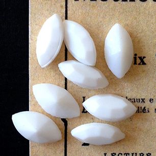 glass rhinestone in white for jewelry making