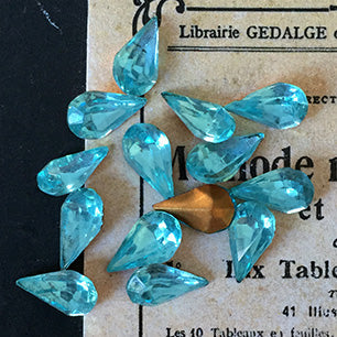 pear-shaped glass rhinestone in blue for jewelry making