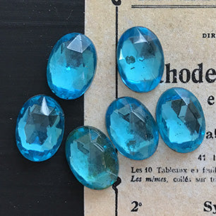 glass cabochon in blue for jewelry making