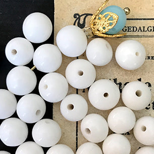 Vintage Japan Glass Milk Glass Bead 8mm VP-4662