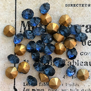 glass rhinestone in blue for jewelry making