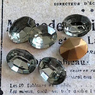 glass rhinestone in black for jewelry making