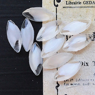 glass rhinestone in white for jewelry making