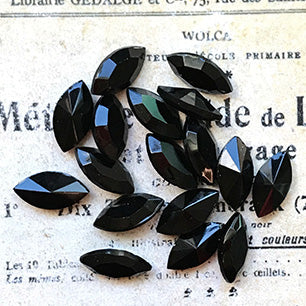 glass rhinestone in black for jewelry making