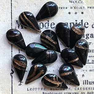 pear-shaped glass rhinestone in black for jewelry making