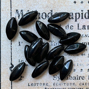 glass rhinestone in black for jewelry making