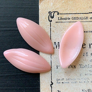 Vintage West German Glass Pink Petal 29x12 VP-7144