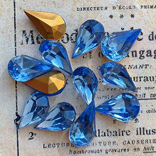 pear-shaped glass rhinestone in blue for jewelry making