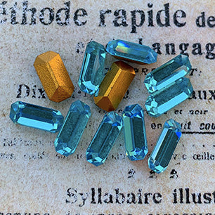 glass rhinestone in blue for jewelry making