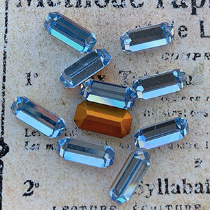 glass rhinestone in blue for jewelry making