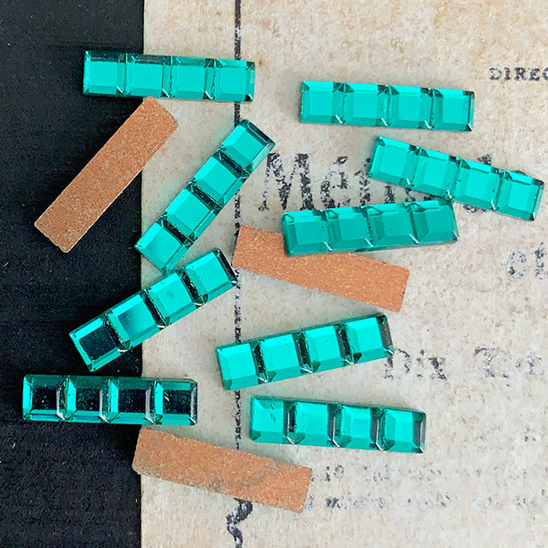 glass cabochon in green for jewelry making