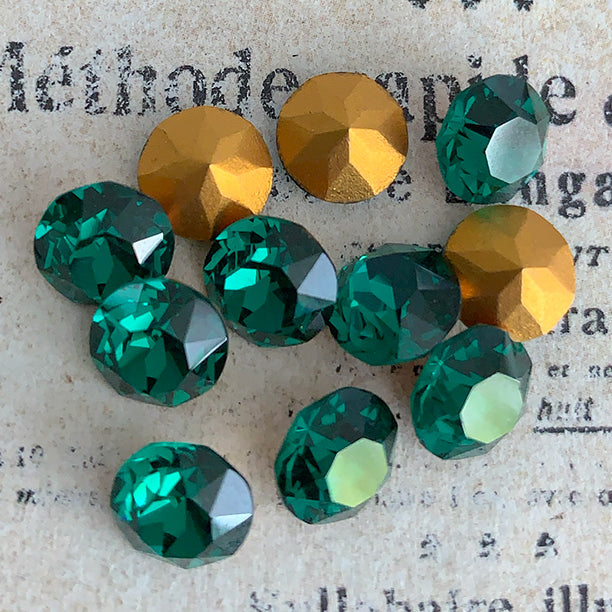 glass rhinestone in green for jewelry making