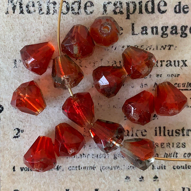 Vintage West German Glass Berry Red Bead Drop 7mm VP-8458