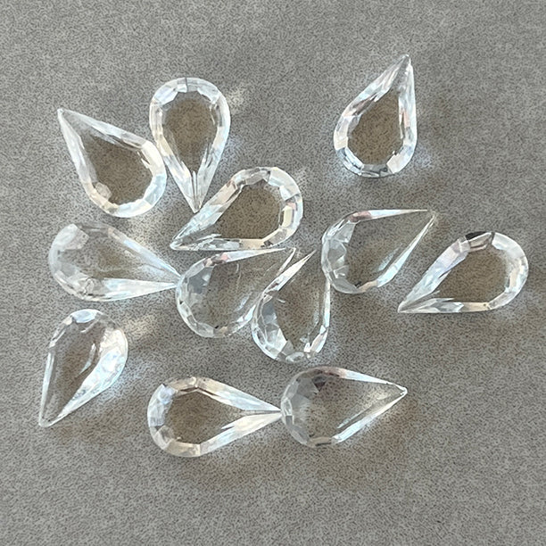 pear-shaped glass rhinestone in crystal for jewelry making