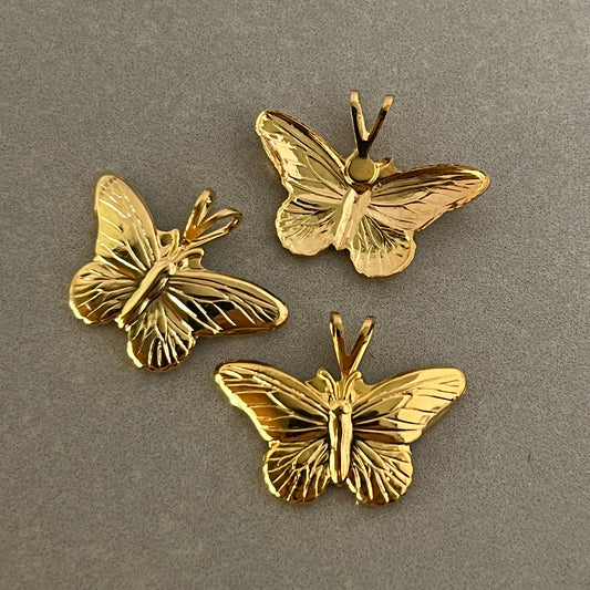 Vintage gold plated Butterfly Charm 20x11mm VP-9070