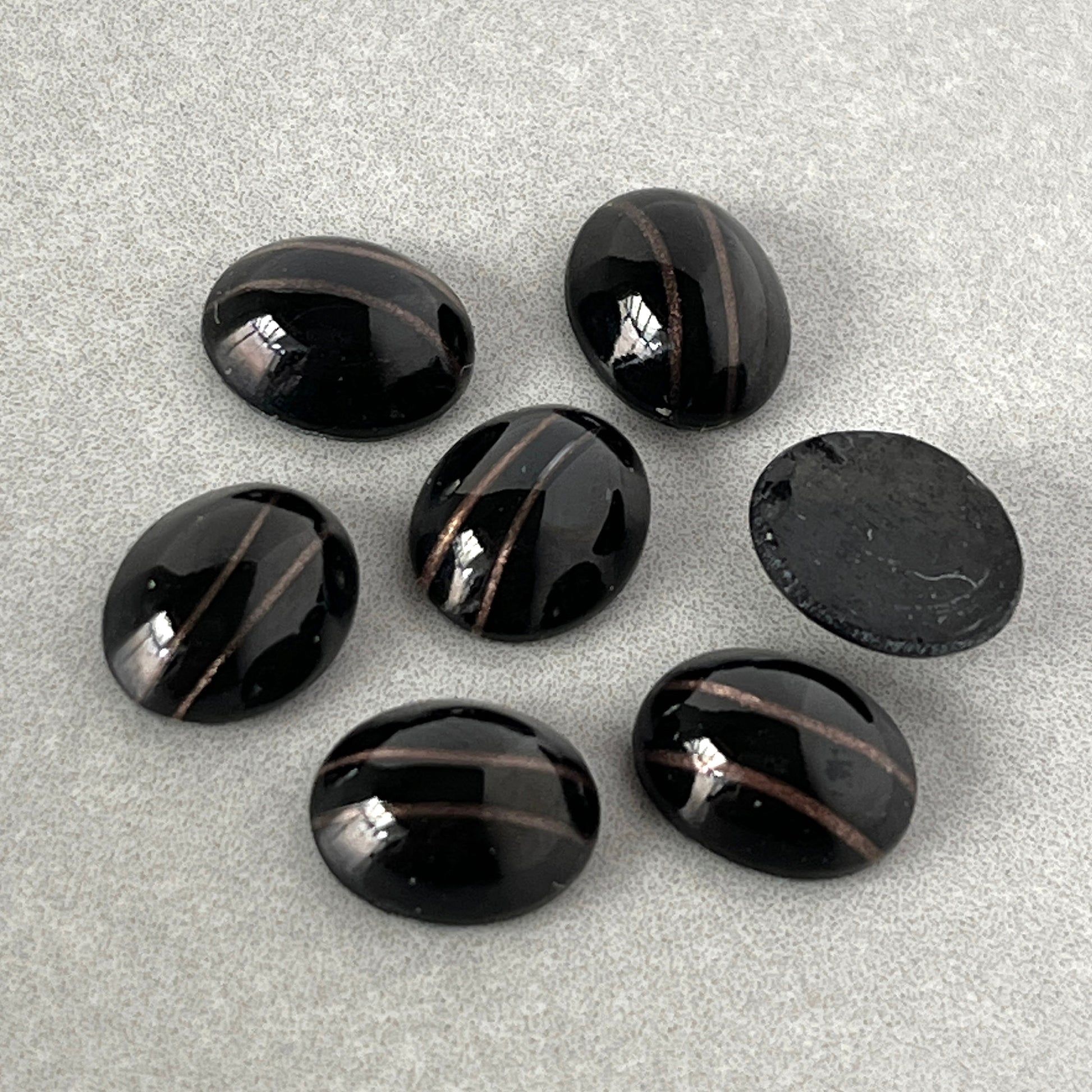 glass cabochon in black for jewelry making