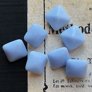 glass rhinestone in blue for jewelry making