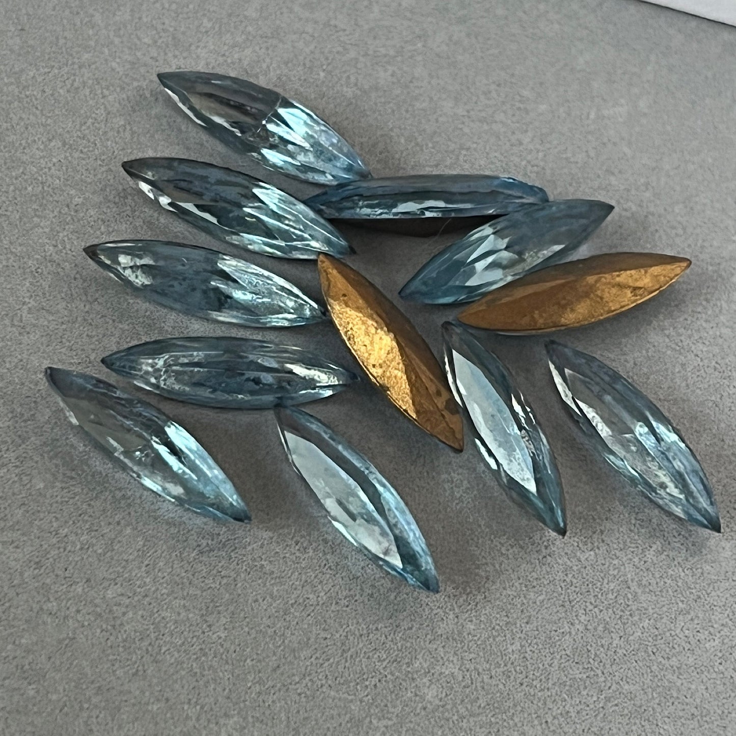 glass rhinestone in blue for jewelry making