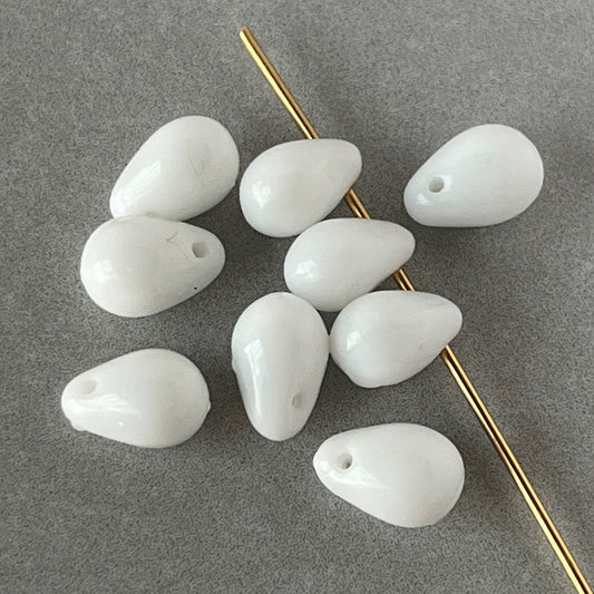 Vintage West German Glass Milk Glass Drop Bead 9x6 VP-1492