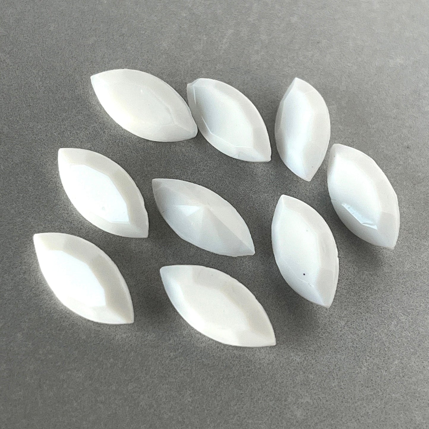 glass rhinestone in white for jewelry making