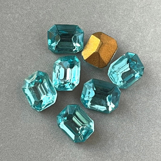 glass rhinestone in blue for jewelry making