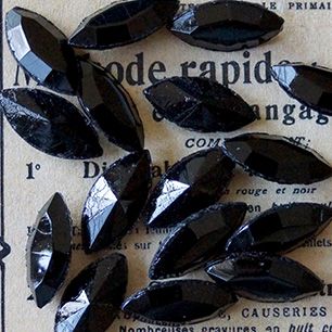 glass rhinestone in black for jewelry making