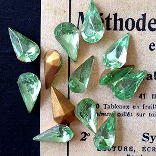 pear-shaped glass rhinestone for jewelry making