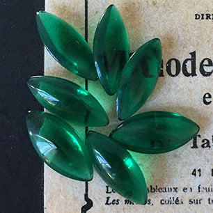 glass rhinestone in green for jewelry making