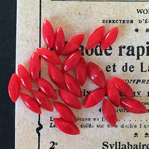 glass rhinestone in red for jewelry making