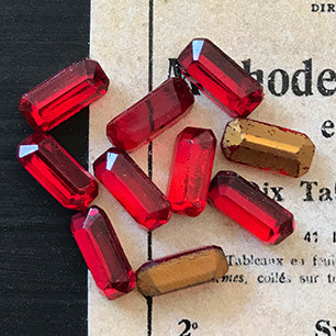 glass rhinestone in red for jewelry making