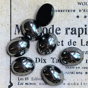 glass cabochon in black for jewelry making