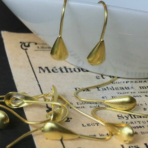 drop-shaped raw brass stamping finding for jewelry making