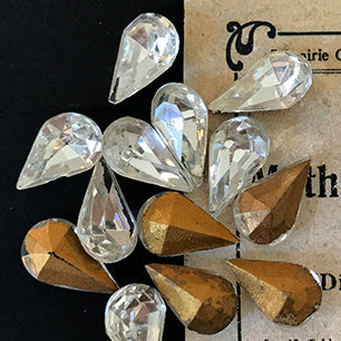 pear-shaped glass rhinestone in crystal for jewelry making