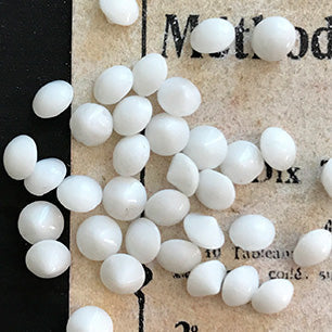 glass rhinestone in white for jewelry making