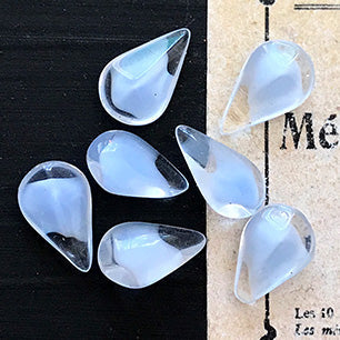 pear-shaped glass rhinestone in blue for jewelry making