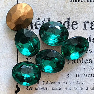 glass rhinestone in green for jewelry making