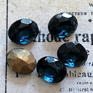 glass rhinestone in blue for jewelry making