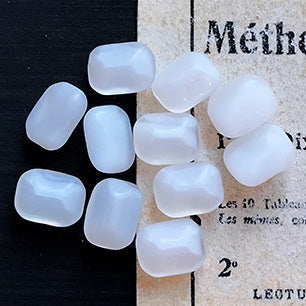 glass rhinestone in white for jewelry making