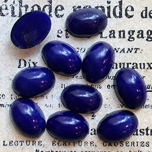 glass cabochon in blue for jewelry making