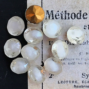 glass rhinestone in white for jewelry making