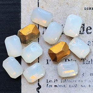 glass rhinestone in white for jewelry making