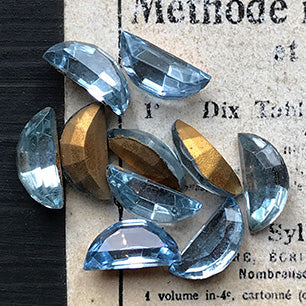 glass rhinestone in blue for jewelry making