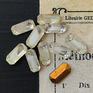 glass rhinestone in white for jewelry making