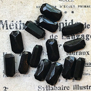 glass rhinestone in black for jewelry making