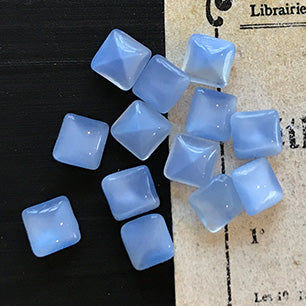 glass rhinestone in blue for jewelry making