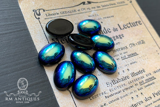 VP-7017 14x10 Czech Vintage glass Cabochon AB Black Oval